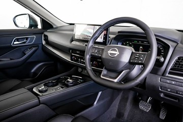 https://vehicle-cdn.autoleague.cloud/33489_2991231_16.jpg