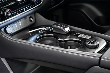 https://vehicle-cdn.autoleague.cloud/33489_2991231_25.jpg