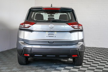 https://vehicle-cdn.autoleague.cloud/33489_2991926_6.jpg