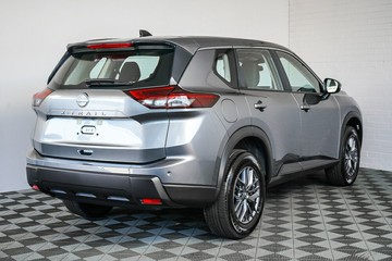 https://vehicle-cdn.autoleague.cloud/33489_2991926_7.jpg