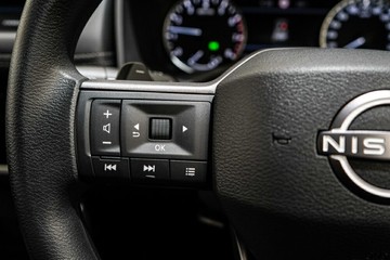 https://vehicle-cdn.autoleague.cloud/33489_2997843_12.jpg