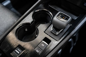 https://vehicle-cdn.autoleague.cloud/33489_2997843_18.jpg