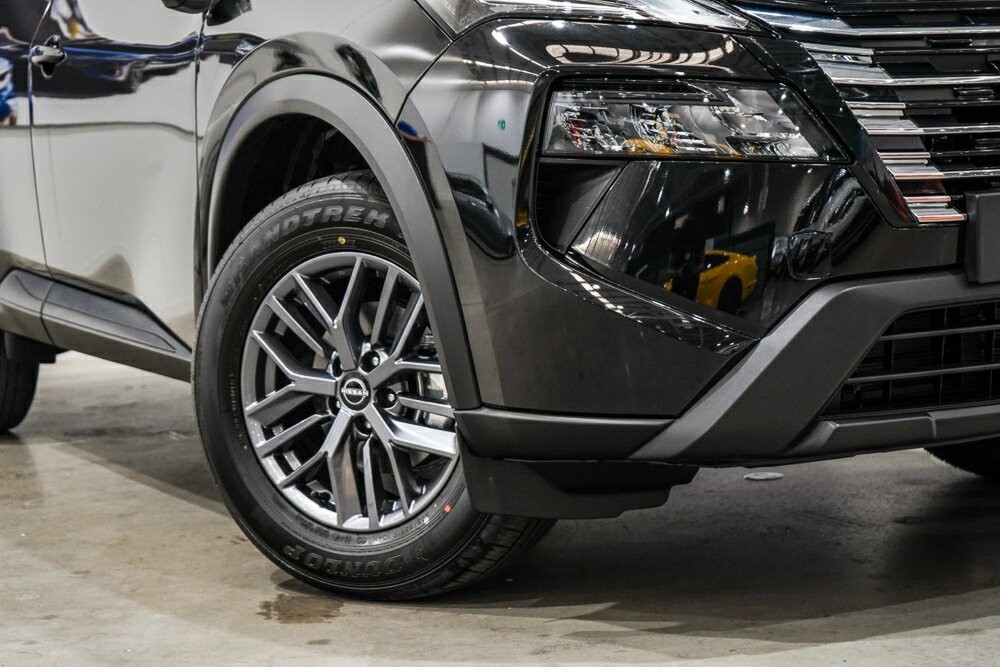 Nissan X-trail image 2