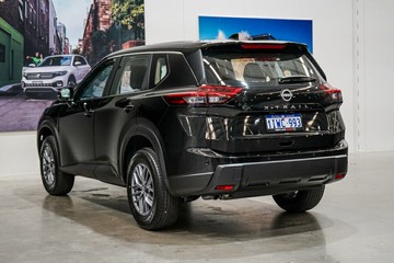 https://vehicle-cdn.autoleague.cloud/33489_2997843_5.jpg