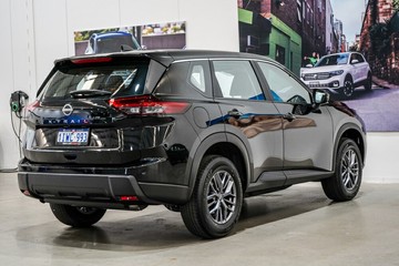https://vehicle-cdn.autoleague.cloud/33489_2997843_7.jpg