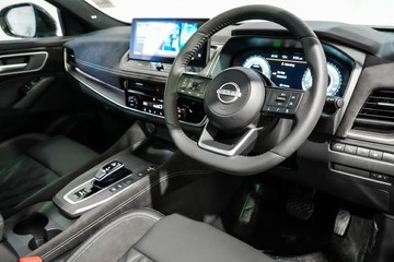 https://vehicle-cdn.autoleague.cloud/33489_2998083_11.jpg