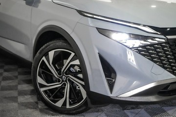 https://vehicle-cdn.autoleague.cloud/33489_2998083_2.jpg