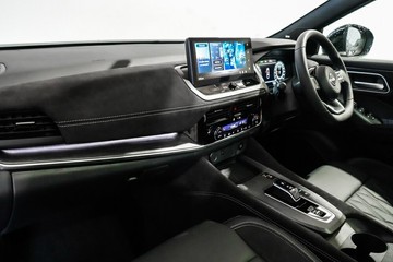 https://vehicle-cdn.autoleague.cloud/33489_2998083_9.jpg