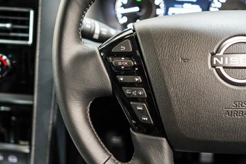 https://vehicle-cdn.autoleague.cloud/33489_3001392_12.jpg