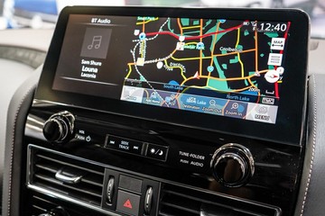 https://vehicle-cdn.autoleague.cloud/33489_3001392_20.jpg