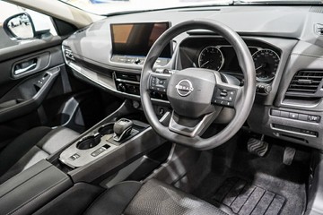 https://vehicle-cdn.autoleague.cloud/33489_3002021_11.jpg