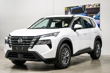 https://vehicle-cdn.autoleague.cloud/33489_3002021_4.jpg
