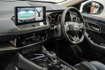 https://vehicle-cdn.autoleague.cloud/33489_3002031_28.jpg