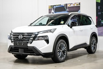 https://vehicle-cdn.autoleague.cloud/33489_3002031_4.jpg