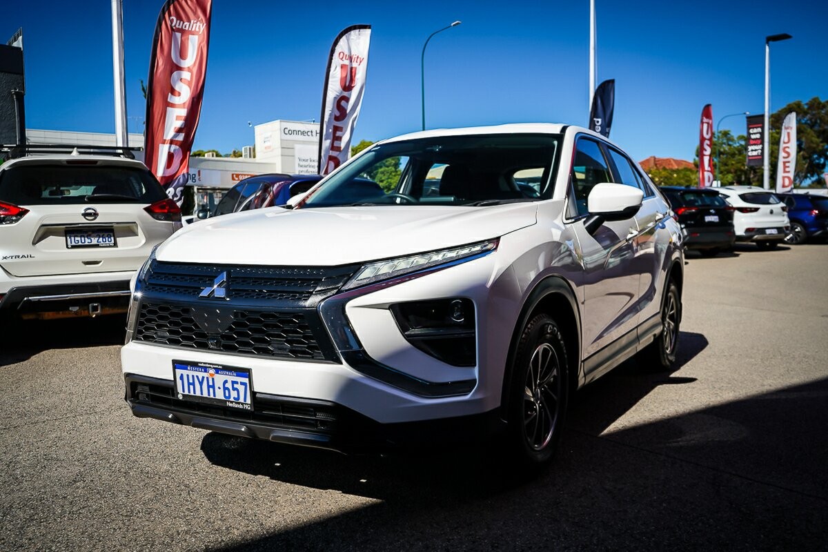 Mitsubishi Eclipse Cross image 4