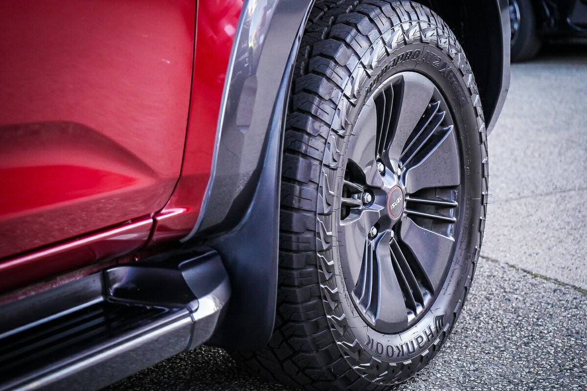 Isuzu D-max image 4