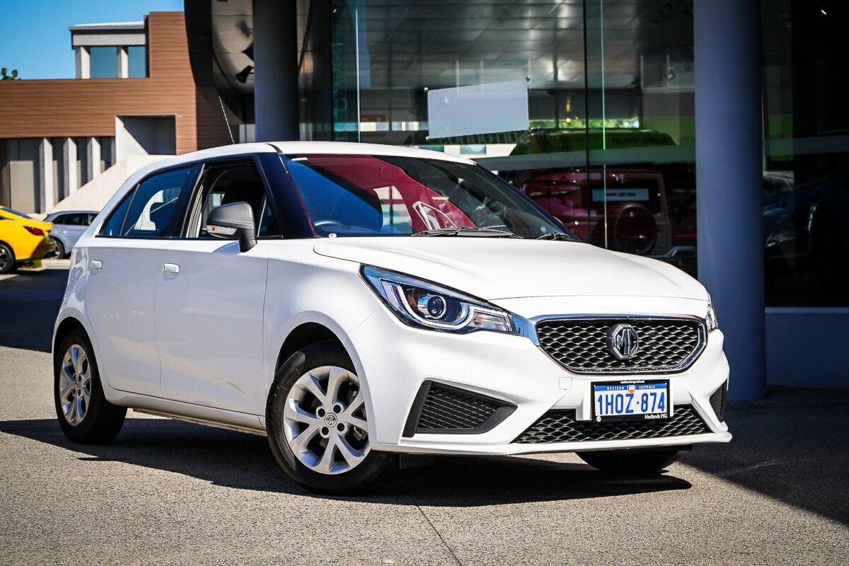 MG Mg3 image 1