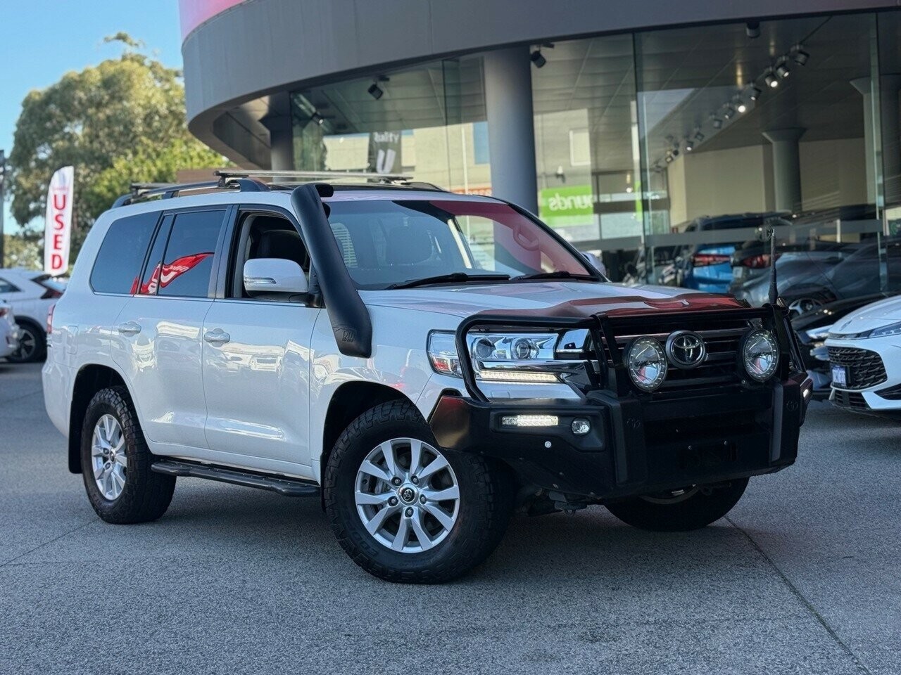 Toyota Landcruiser image 1