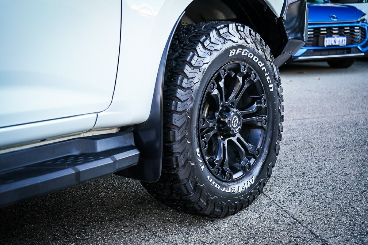 Mazda Bt-50 image 3