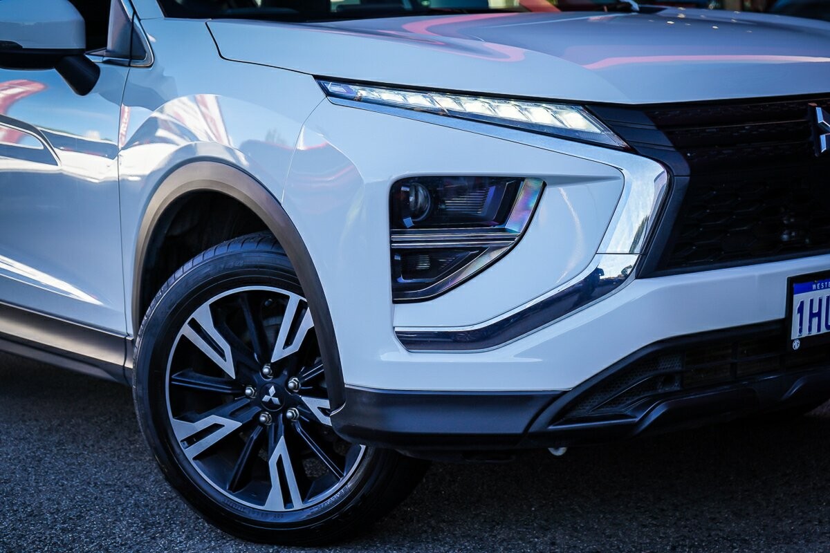 Mitsubishi Eclipse Cross image 3