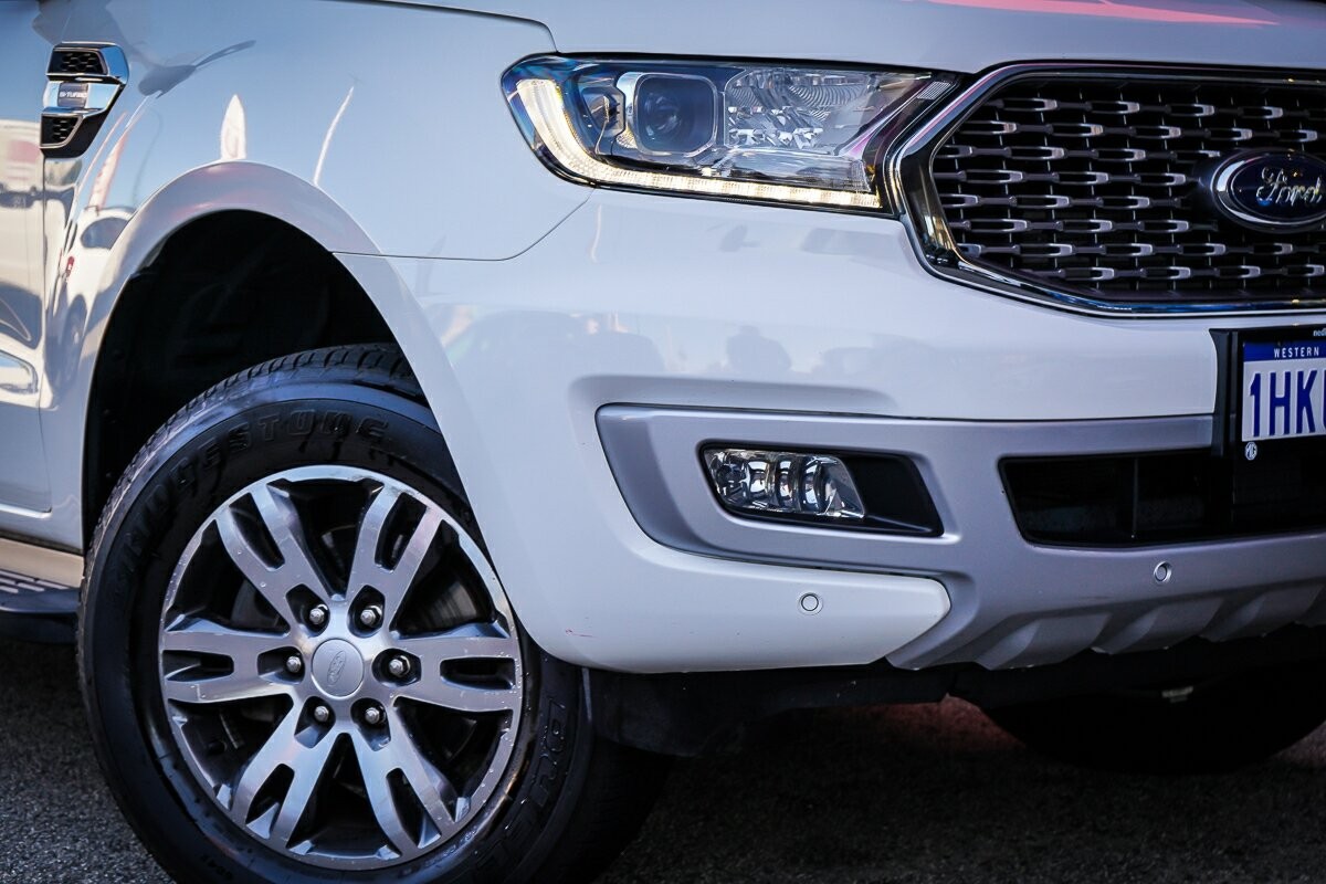 Ford Everest image 2