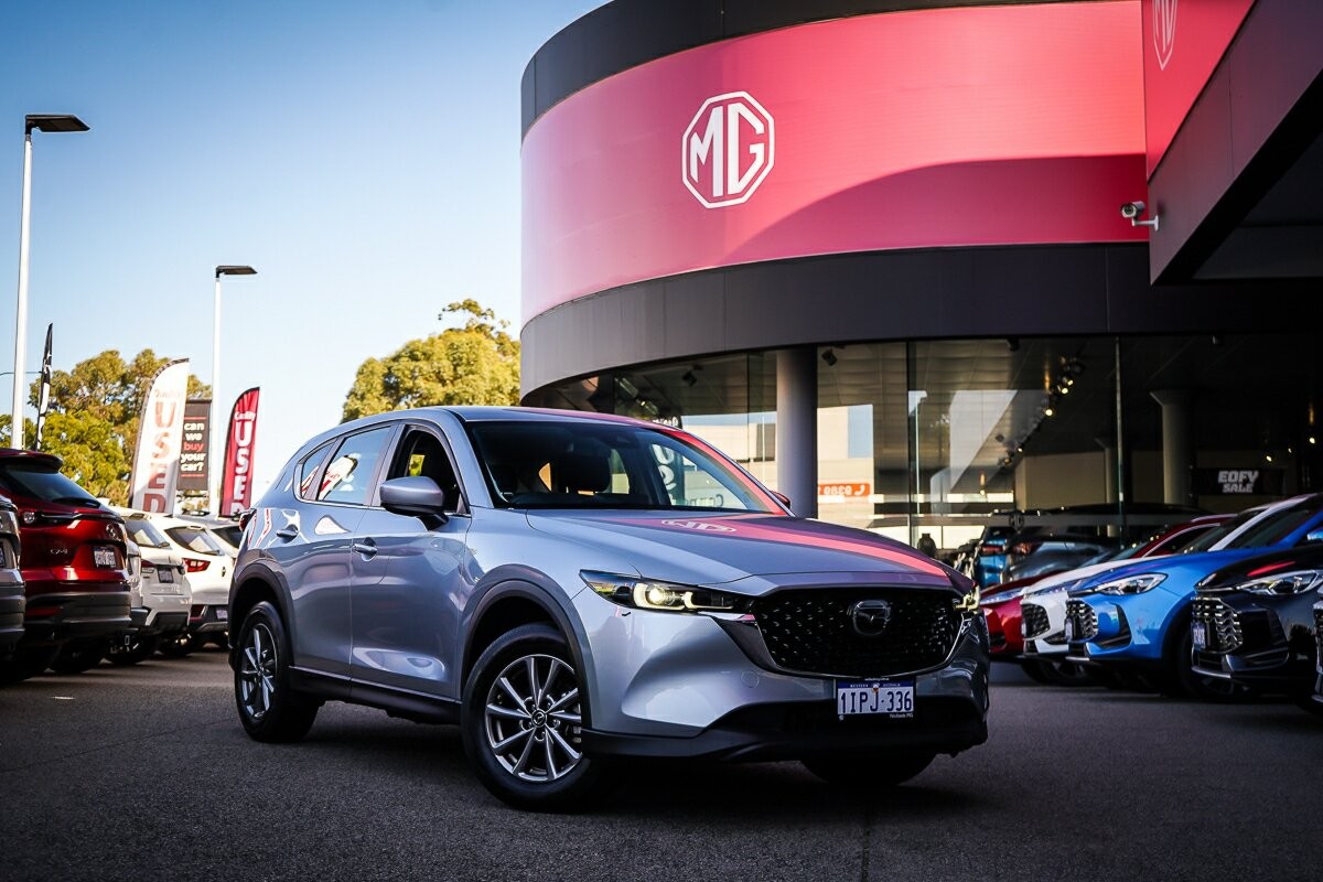 Mazda Cx-5 image 2
