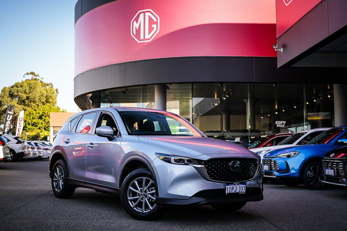 Mazda Cx-5 image 2