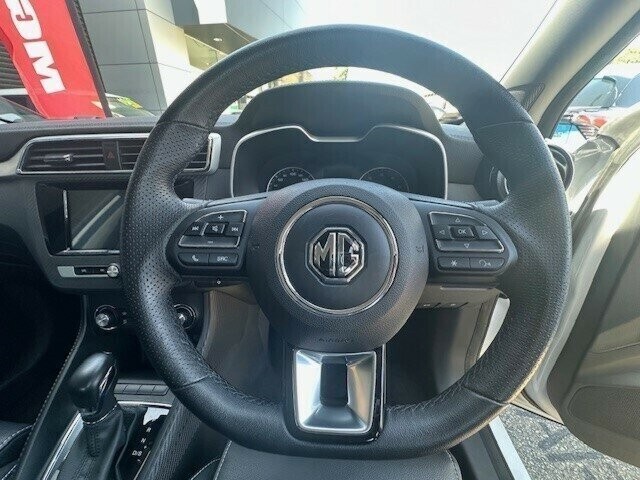 MG Zs image 3