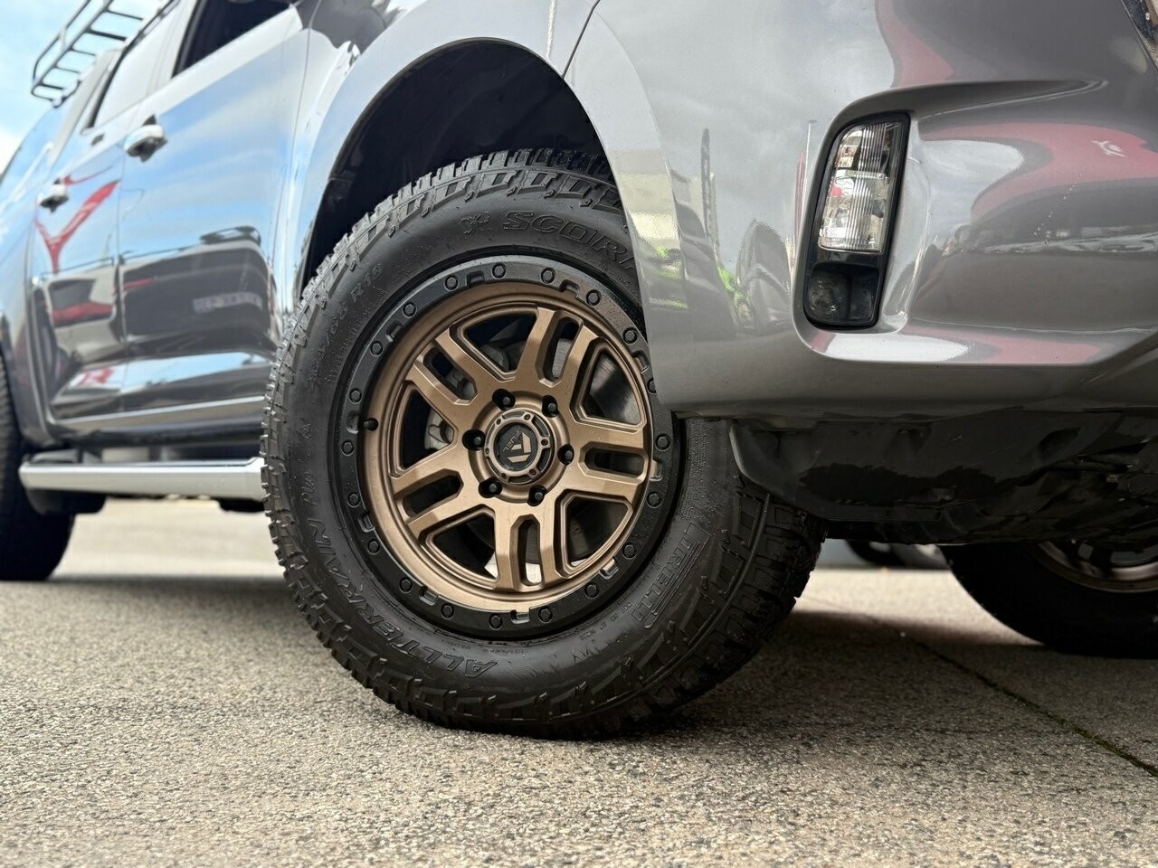 Mazda Bt-50 image 3