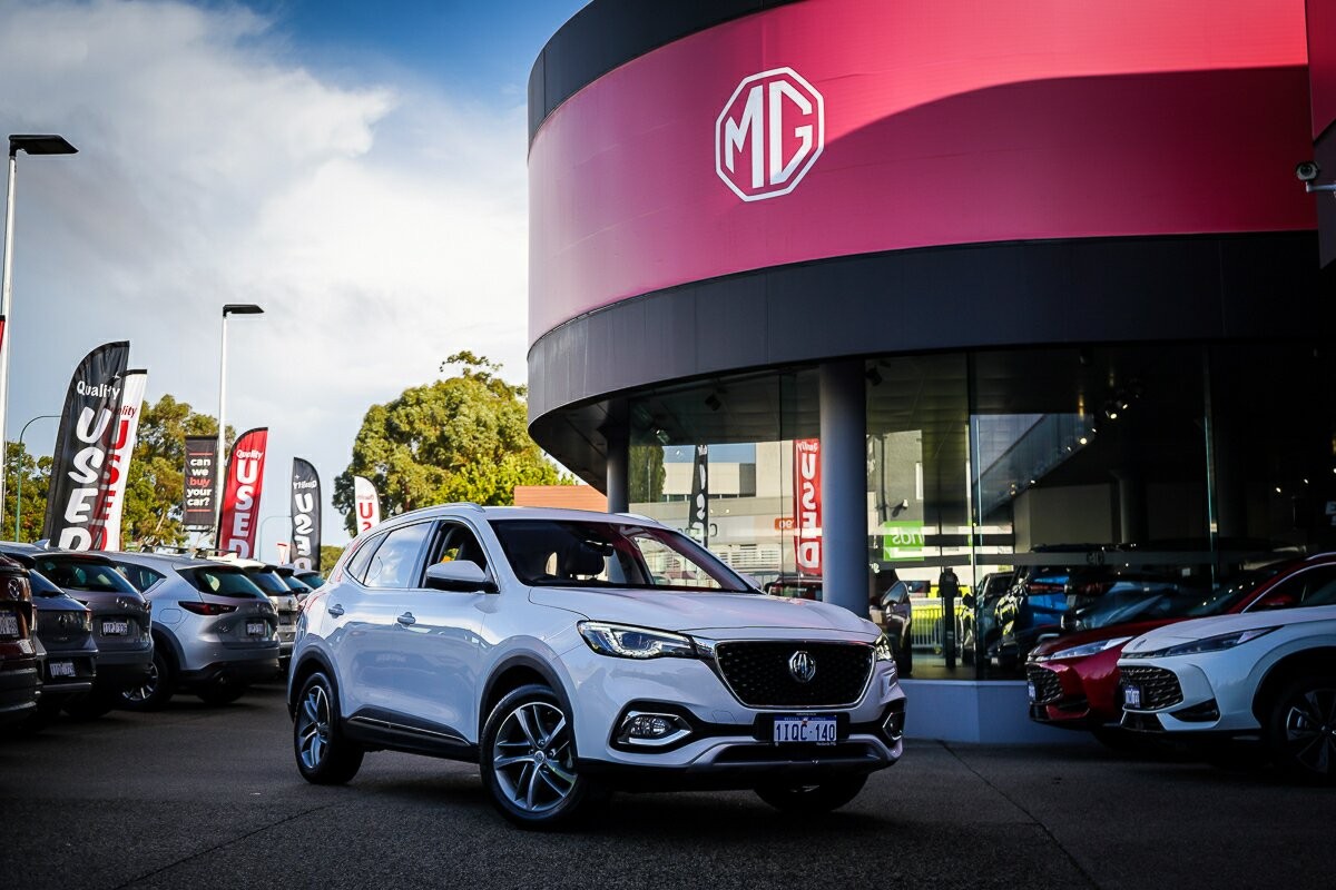 MG Hs image 2