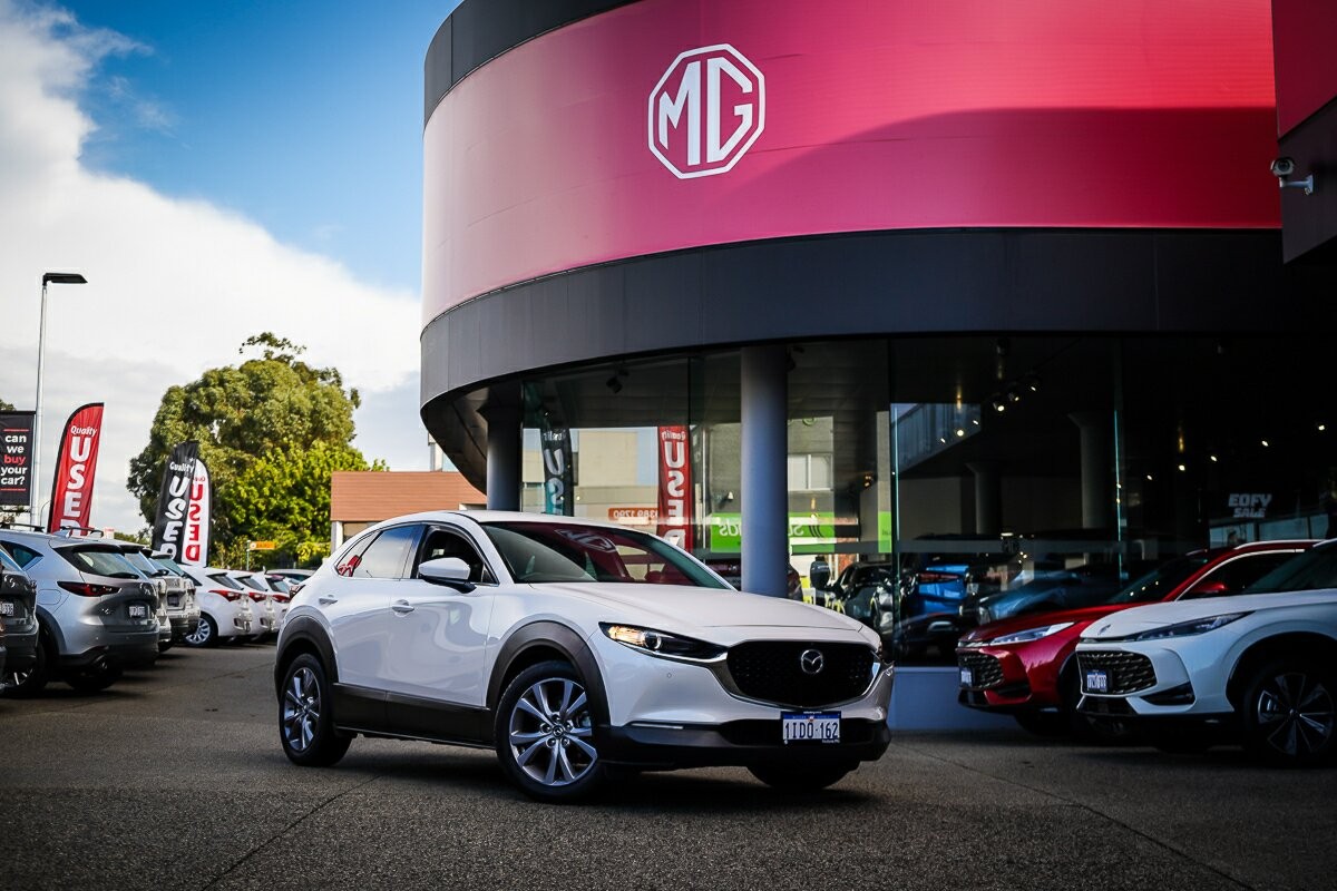 Mazda Cx-30 image 2