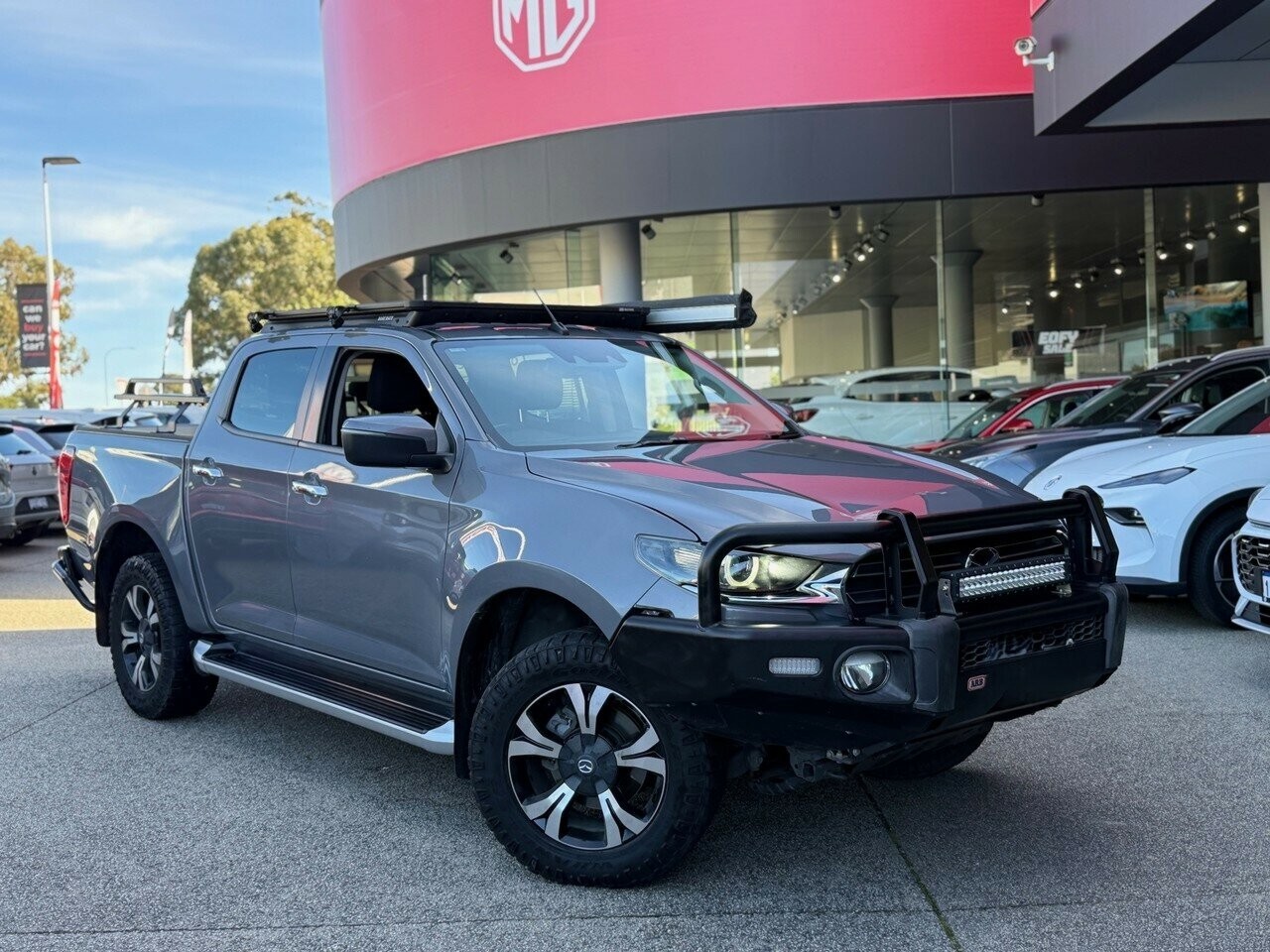 Mazda Bt-50 image 1
