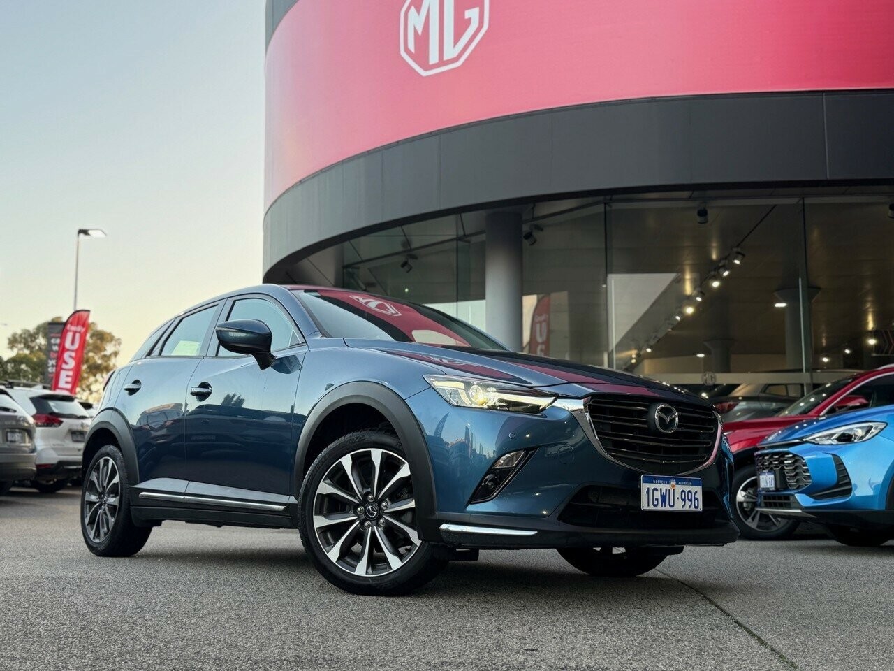 Mazda Cx-3 image 2