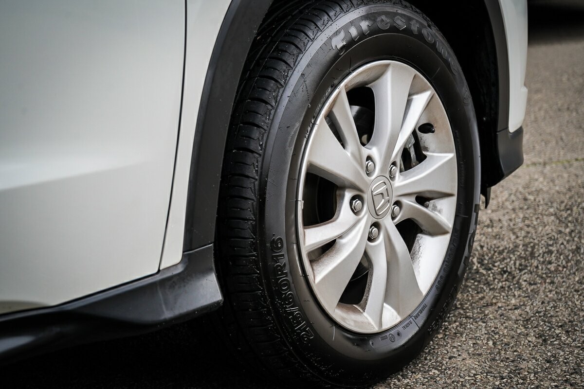 Honda Hr-v image 4