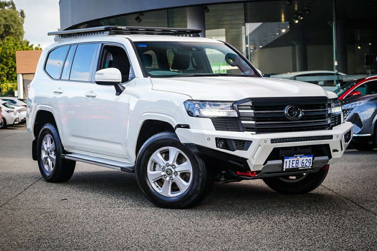 Toyota Landcruiser image 1