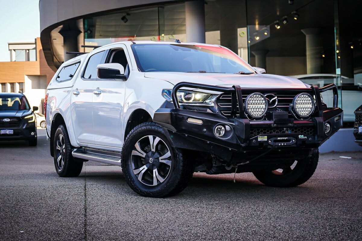 Mazda Bt-50 image 1
