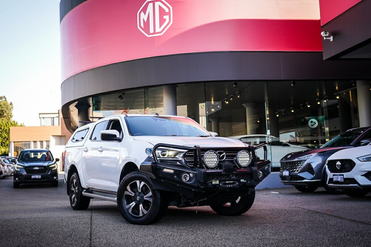 Mazda Bt-50 image 2