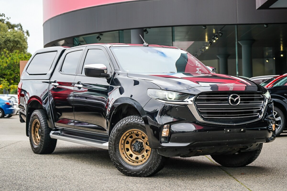 Mazda Bt-50 image 1