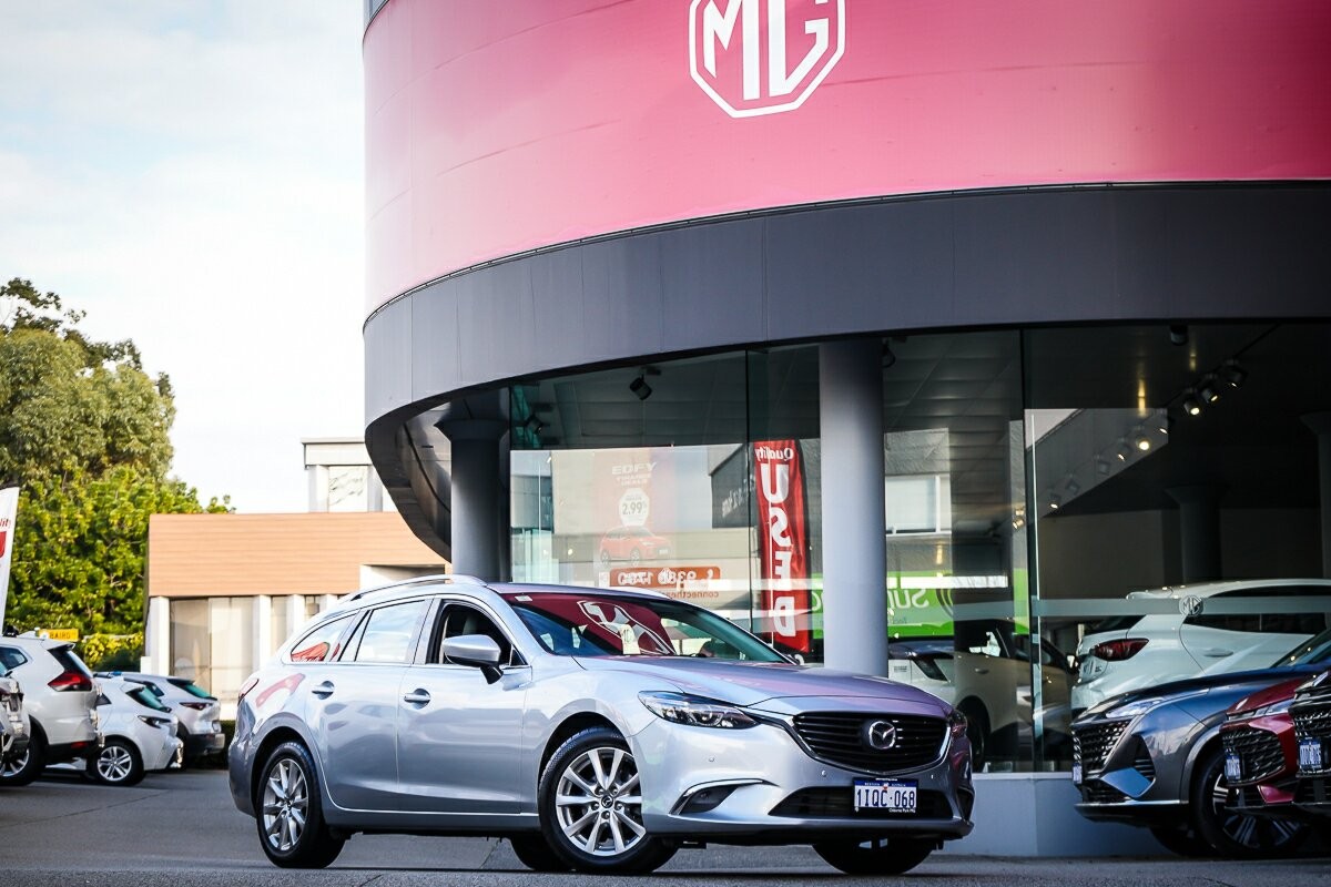 Mazda 6 image 2
