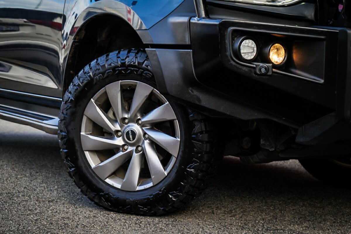 Isuzu Mu-x image 3