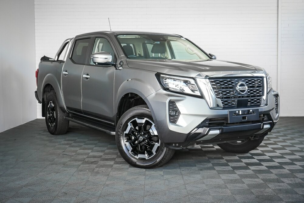 Nissan Navara image 1