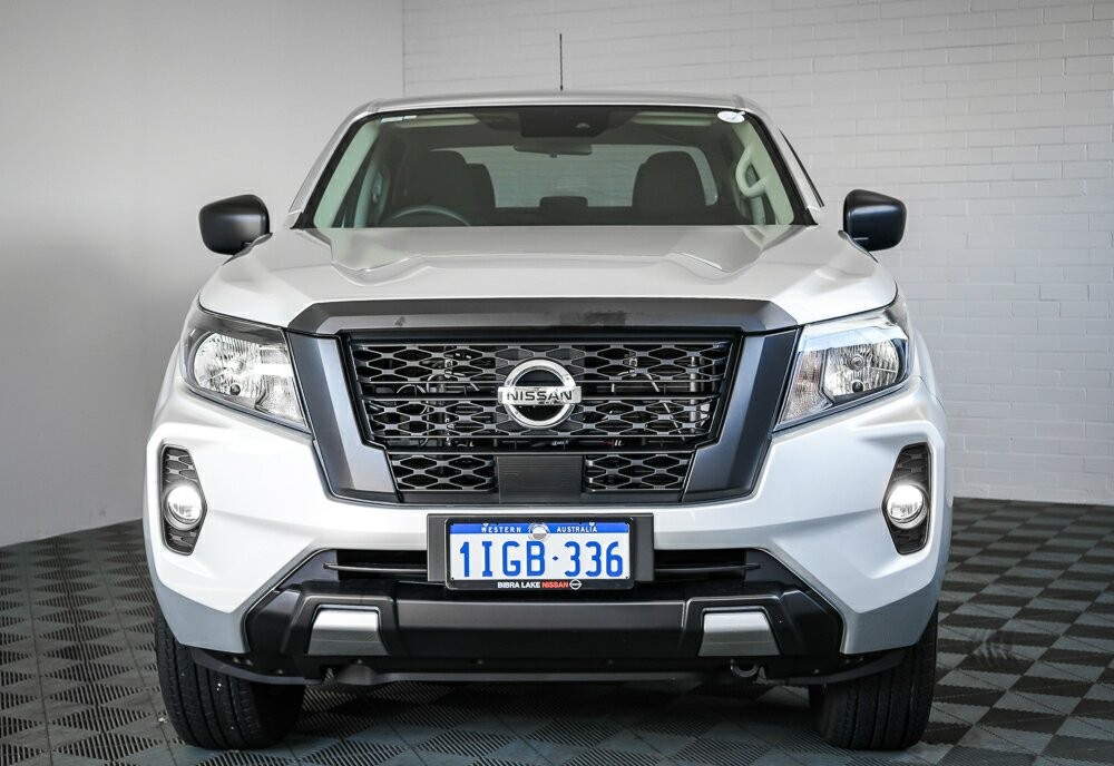 Nissan Navara image 3