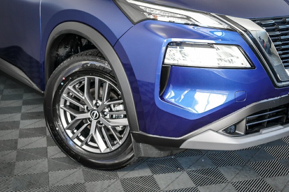 Nissan X-trail image 2