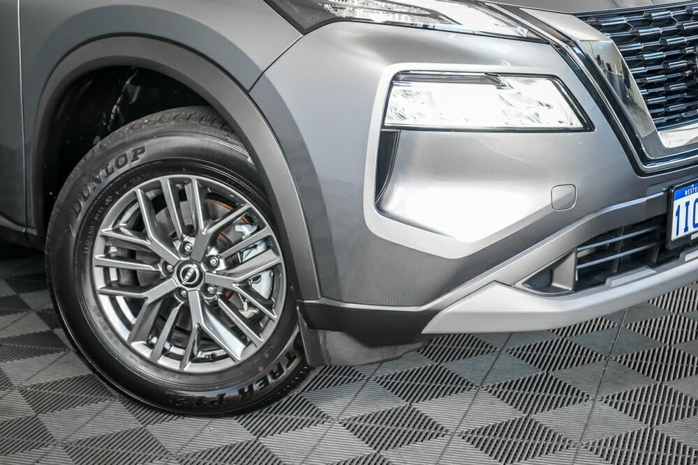 Nissan X-trail image 2