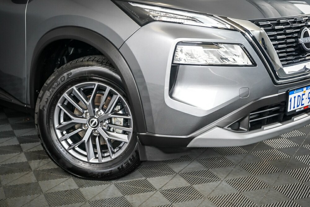Nissan X-trail image 2