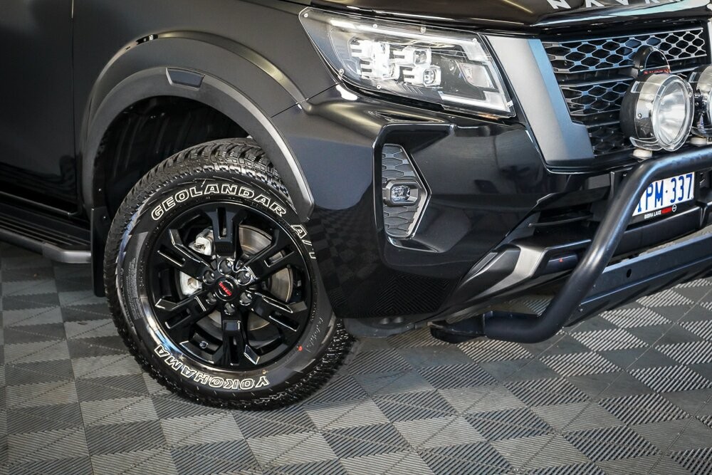 Nissan Navara image 2