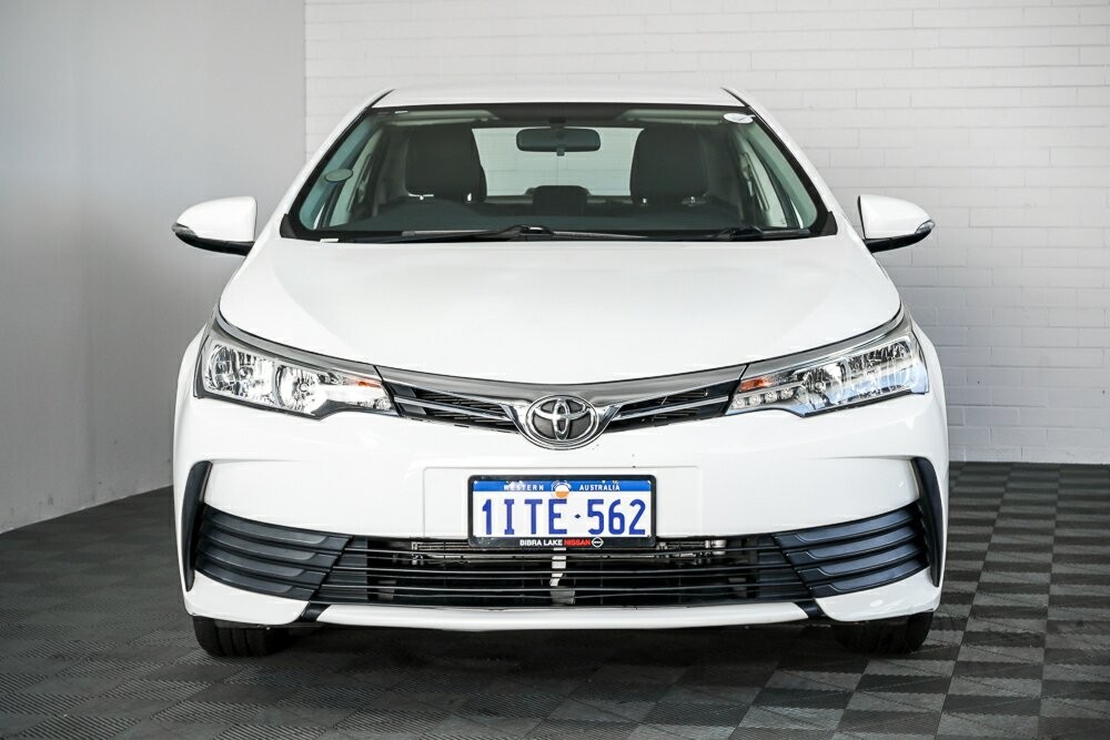 Toyota Corolla image 3