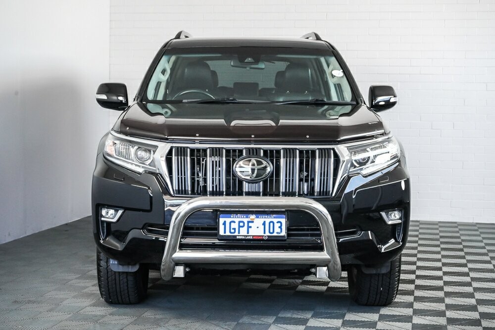 Toyota Landcruiser Prado image 3