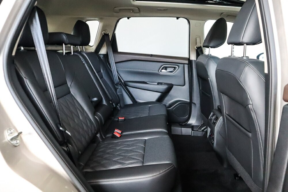 Nissan X-trail image 3