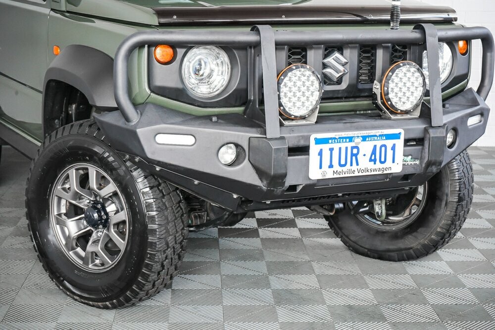 Suzuki Jimny image 2